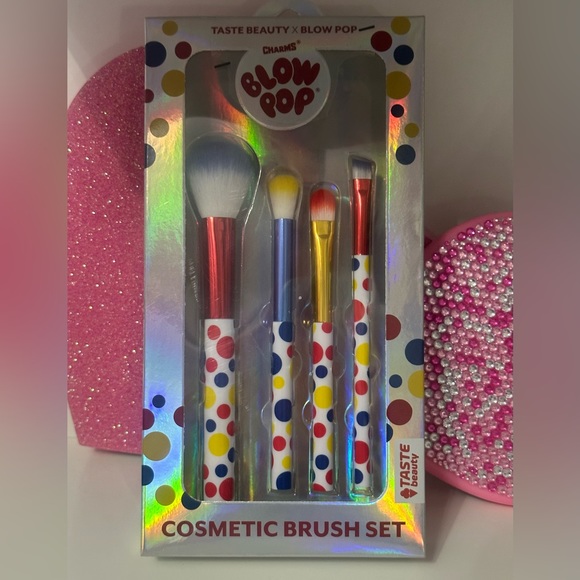 Taste Beauty x Blow Pop Cosmetic Brush Set - Picture 1 of 2